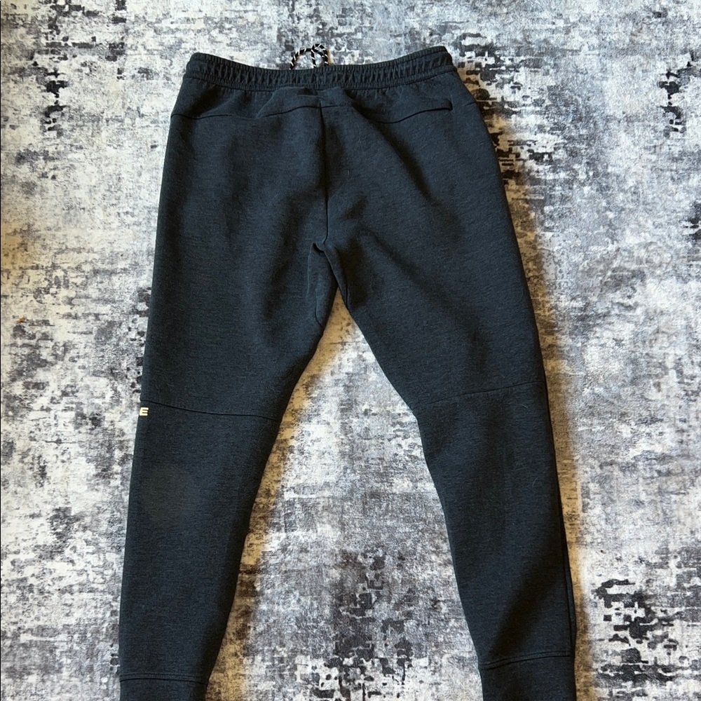 American Eagle Charcoal Gray Men's Jogger Sweatpants with Drawstring - Picture 3 of 3